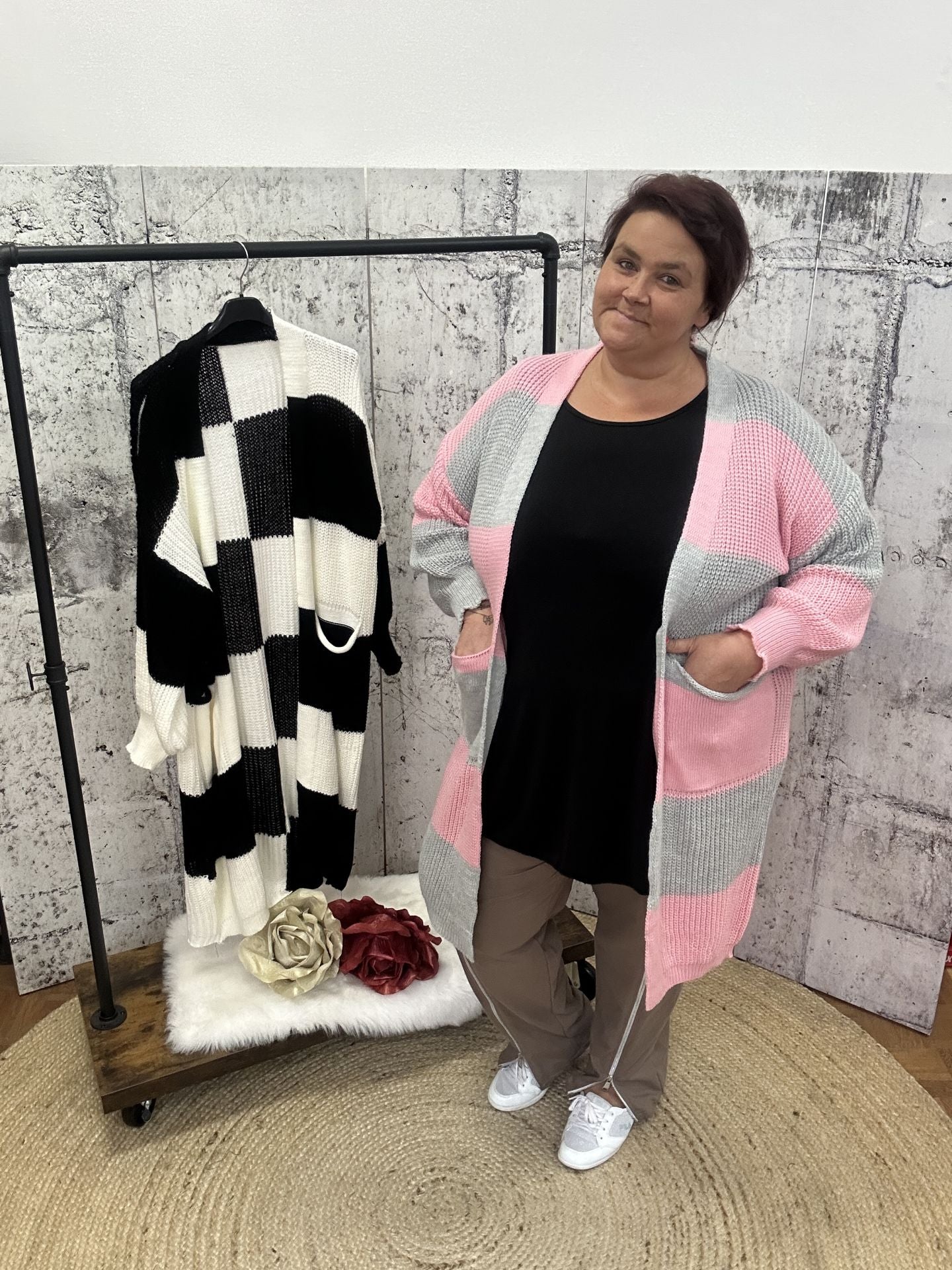 Strickjacke Model Rosa